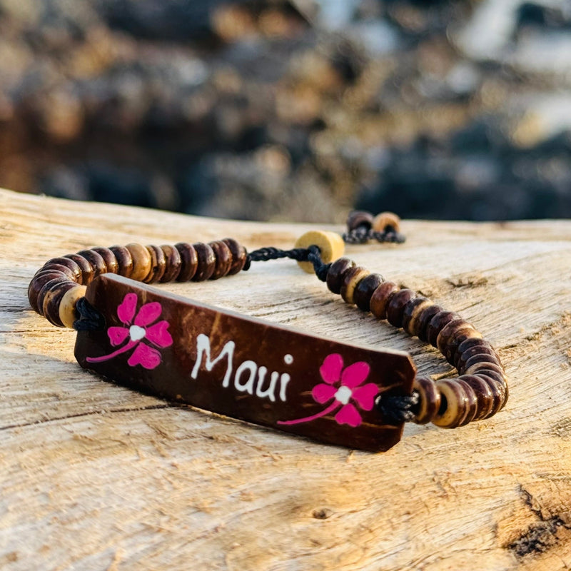 Maui Coconut shell bracelet in fuschia
